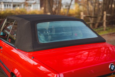 Lot 172 - 1993 BMW 318i Lux Convertible