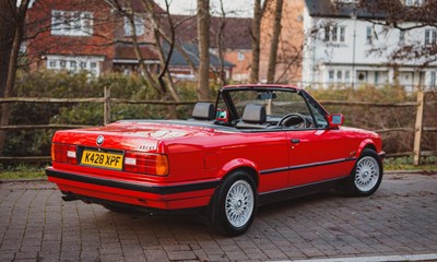 Lot 172 - 1993 BMW 318i Lux Convertible
