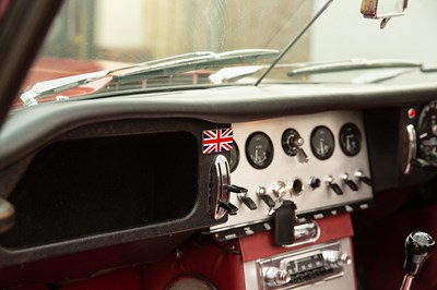 Lot 211 - 1961 Jaguar E-Type 3.8 ' Flat Floor ' Roadster