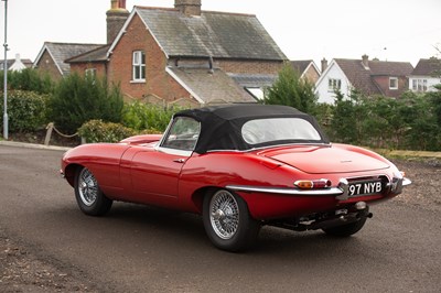 Lot 211 - 1961 Jaguar E-Type 3.8 ' Flat Floor ' Roadster