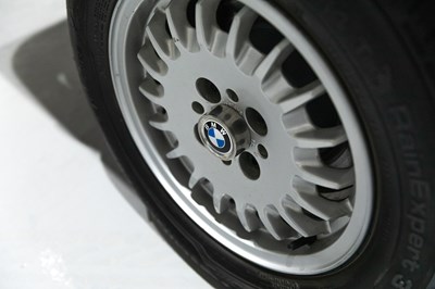 Lot 120 - 1989 BMW 320i Convertible