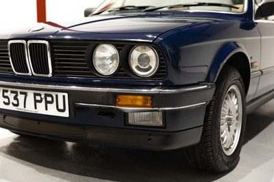 Lot 120 - 1989 BMW 320i Convertible