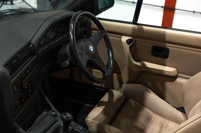 Lot 120 - 1989 BMW 320i Convertible