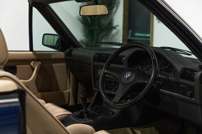 Lot 120 - 1989 BMW 320i Convertible