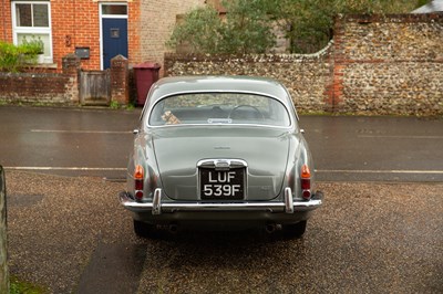 Lot 122 - 1968 Jaguar 420