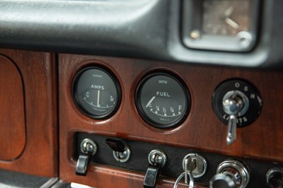 Lot 122 - 1968 Jaguar 420