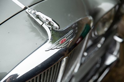 Lot 122 - 1968 Jaguar 420