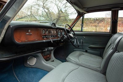 Lot 122 - 1968 Jaguar 420