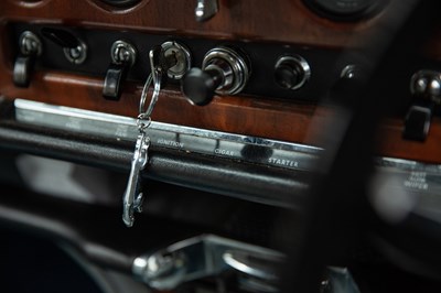 Lot 122 - 1968 Jaguar 420