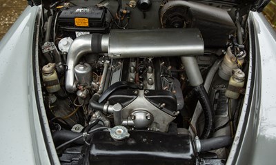 Lot 122 - 1968 Jaguar 420