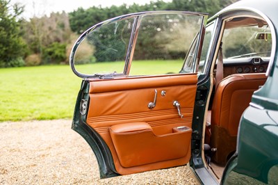 Lot 285 - 1968 Jaguar 420