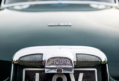 Lot 285 - 1968 Jaguar 420