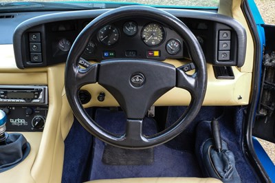 Lot 153 - 1988 Lotus Esprit Turbo