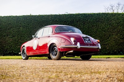Lot 173 - 1968 Daimler 250 V8