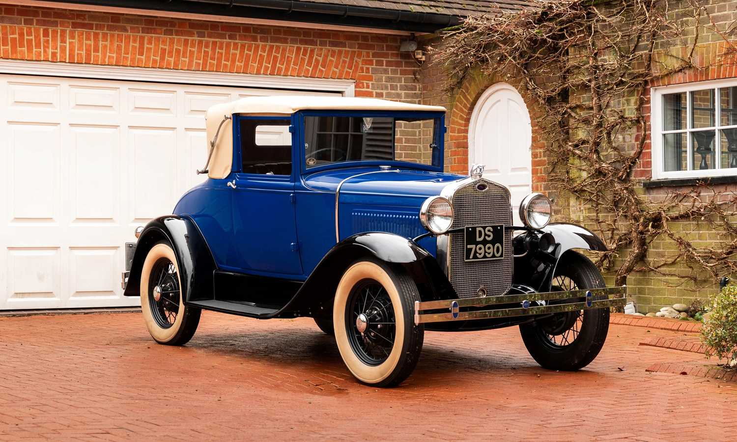Lot 130 - 1930 Ford Model A Cabriolet