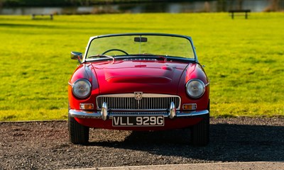Lot 175 - 1968 MGC Roadster