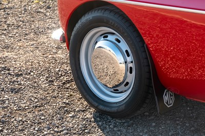 Lot 175 - 1968 MGC Roadster