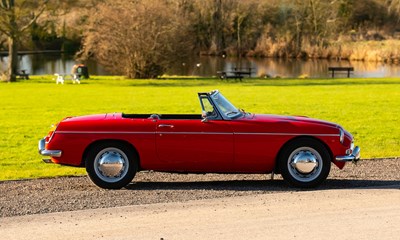 Lot 175 - 1968 MGC Roadster