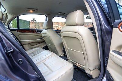 Lot 268 - 2008 Jaguar XJR 4.2 Supercharged