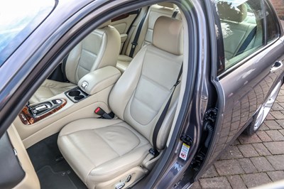 Lot 268 - 2008 Jaguar XJR 4.2 Supercharged