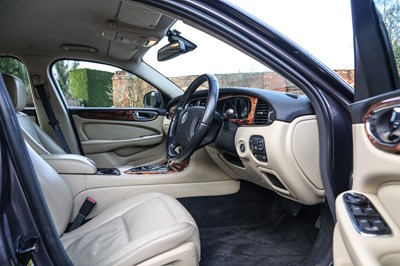 Lot 268 - 2008 Jaguar XJR 4.2 Supercharged