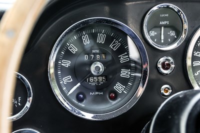 Lot 218 - 1967 Aston Martin DB6