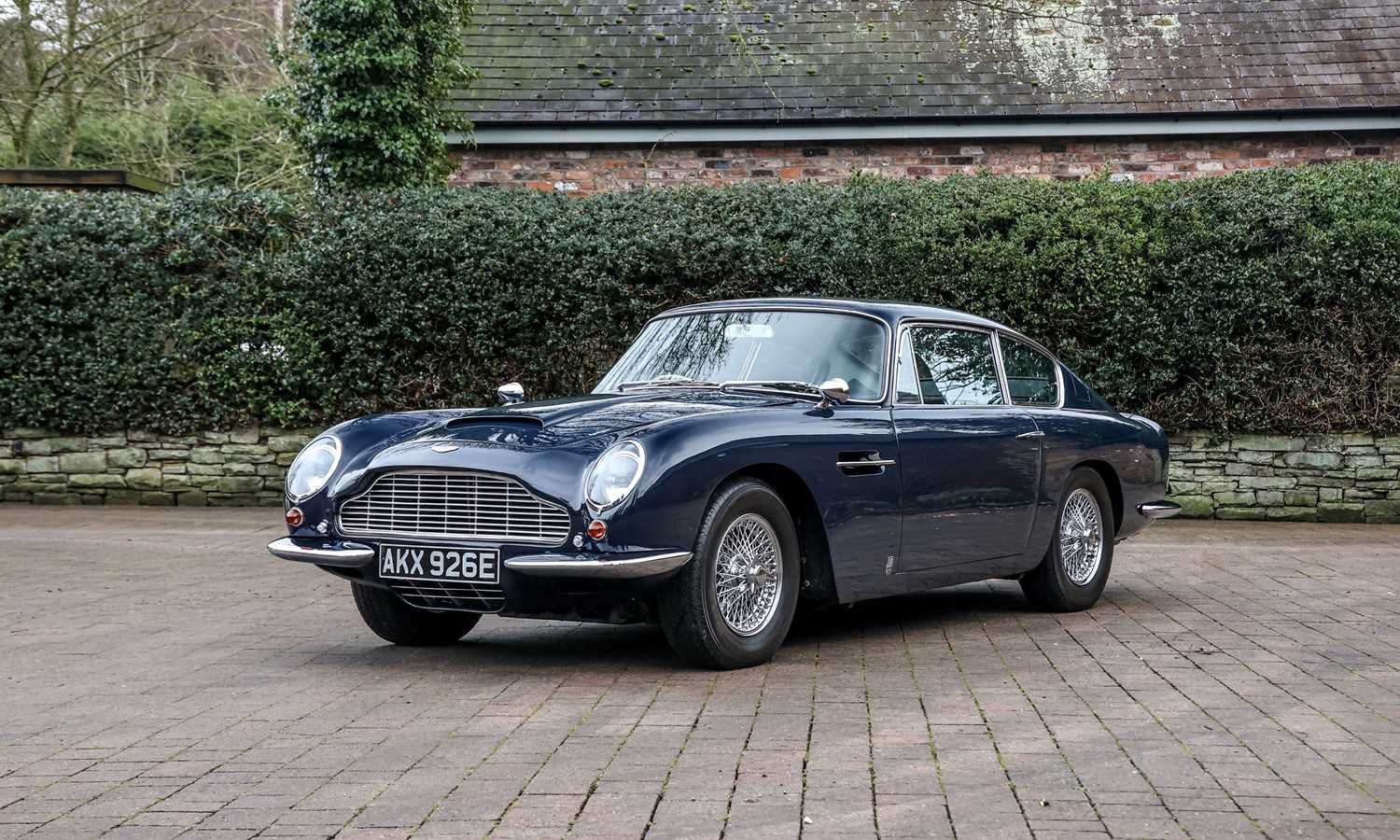 Lot 218 - 1967 Aston Martin DB6