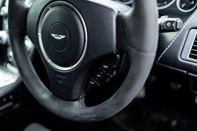 Lot 235 - 2009 Aston Martin V12 Vantage