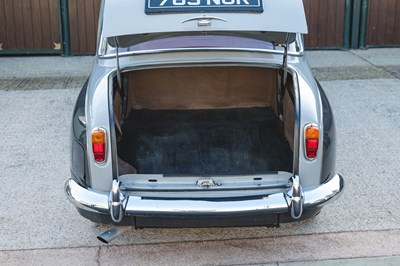 Lot 115 - 1963 Rover P4 110