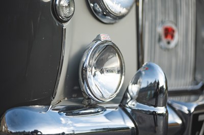 Lot 115 - 1963 Rover P4 110