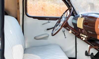 Lot 230 - 1954 Ford Pilot V8 Van