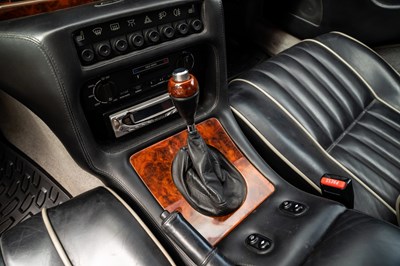 Lot 217 - 1990 Aston Martin Virage Coupé