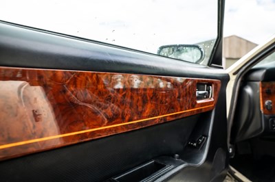 Lot 217 - 1990 Aston Martin Virage Coupé