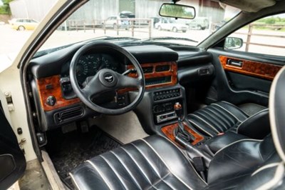 Lot 217 - 1990 Aston Martin Virage Coupé