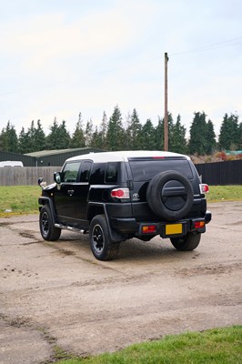 Lot 129 - 2013 Toyota FJ Cruiser