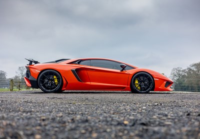 Lot 221 - 2013 Lamborghini Aventador