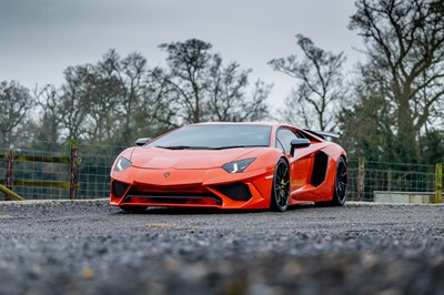 Lot 221 - 2013 Lamborghini Aventador
