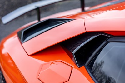 Lot 221 - 2013 Lamborghini Aventador