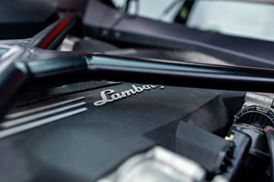 Lot 221 - 2013 Lamborghini Aventador