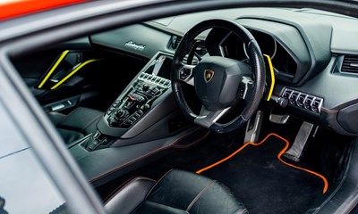 Lot 221 - 2013 Lamborghini Aventador