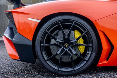 Lot 221 - 2013 Lamborghini Aventador