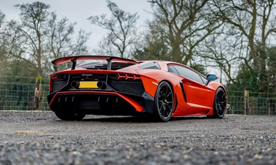 Lot 221 - 2013 Lamborghini Aventador