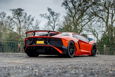 Lot 221 - 2013 Lamborghini Aventador