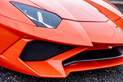 Lot 221 - 2013 Lamborghini Aventador