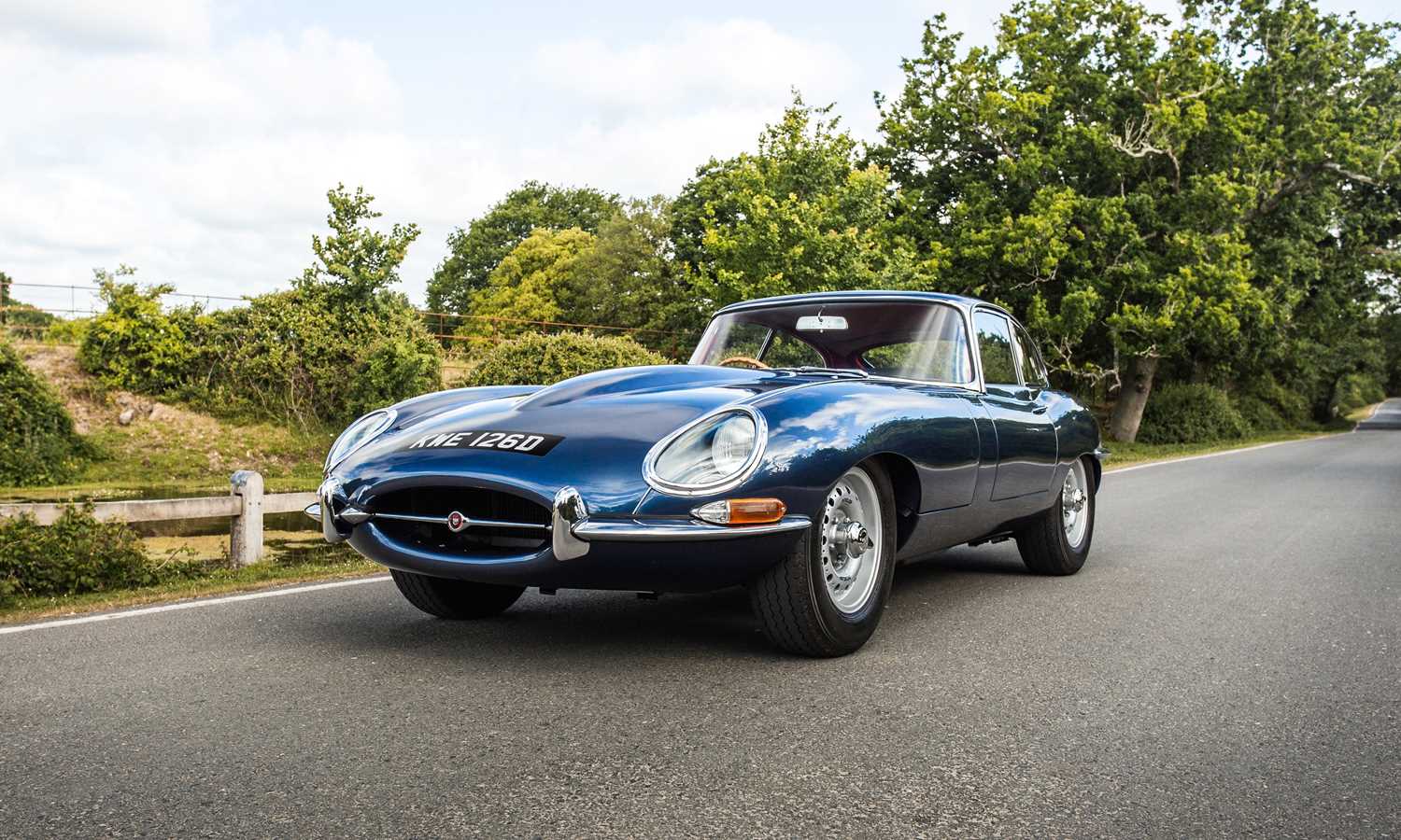 Lot 194 - 1966 Jaguar E-Type Series I Fixedhead Coupé (4.2 litre)
