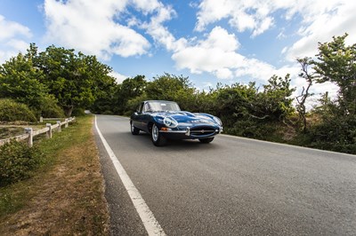 Lot 194 - 1966 Jaguar E-Type Series I Fixedhead Coupé (4.2 litre)