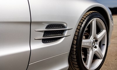 Lot 147 - 2006 Mercedes-Benz SL350