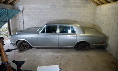 Lot 1973 Bentley T