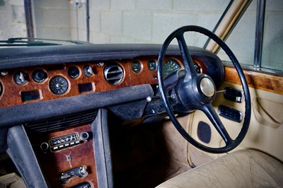 Lot 1973 Bentley T