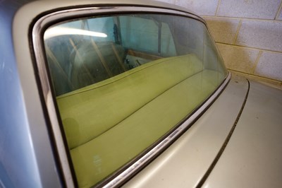 Lot 1973 Bentley T